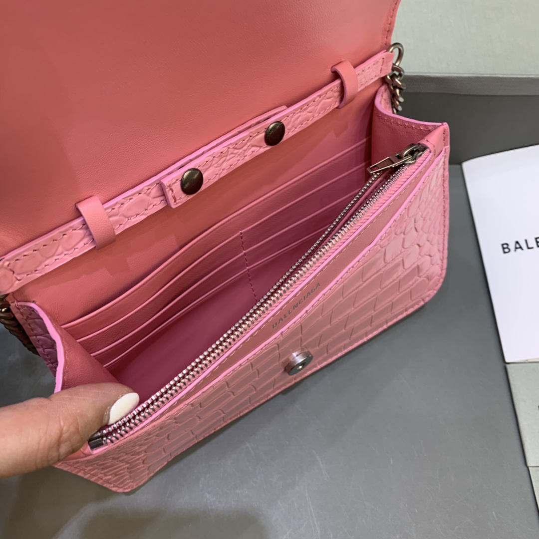 Balenciaga Small Woc Wallet With Chain Crocodile Embossed Shoulder Bag Pink